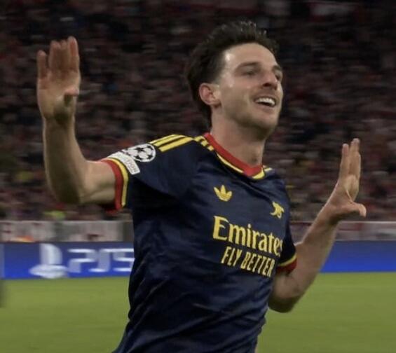 Arsenal draws against Bayern Munich after late Rice goal