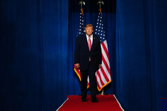 Trump's $5,000 promise not resonating with voters