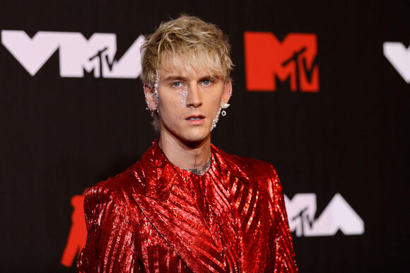‘Y’all Didn’t Know MGK Had a Black Daughter’: MGK Spotted in Rare ...