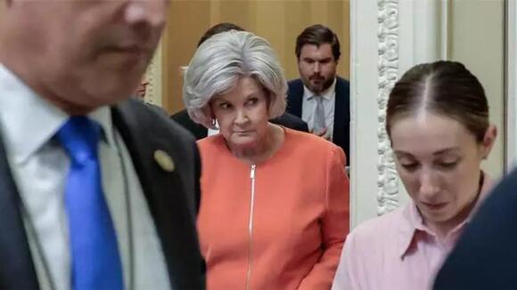 White House in finger-pointing frenzy as insiders fear 'people are ...