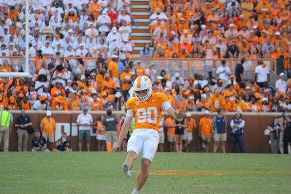 Former Tennessee Kicker Max Gilbert Signing With SEC School, 2026 Vols ...