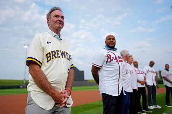 What Paul Molitor Just Said Before World Series Game 2 Will Make You Emotional
