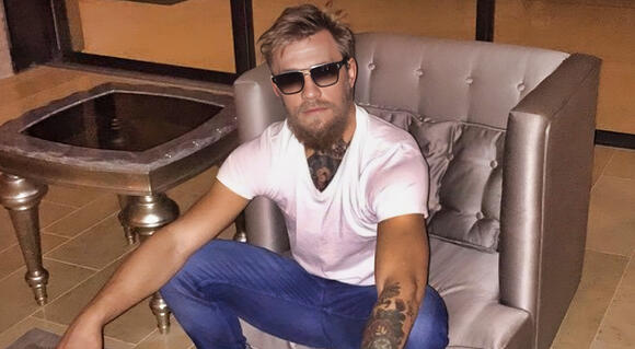 Conor McGregor's Nude Pics Sent to Azealia Banks Explode Online After Her Wild Leak - NewsBreak