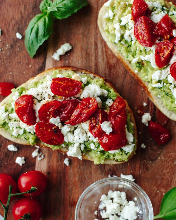 Quick & Healthy Avocado Tomato Toast Recipe - NewsBreak
