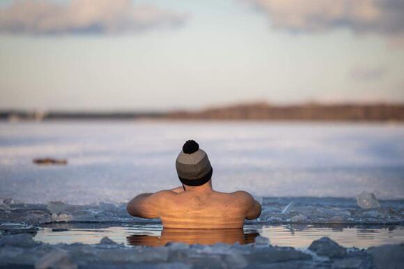 Cold Plunges and Your Brain: The Surprising Science Behind a 2-Minute ...