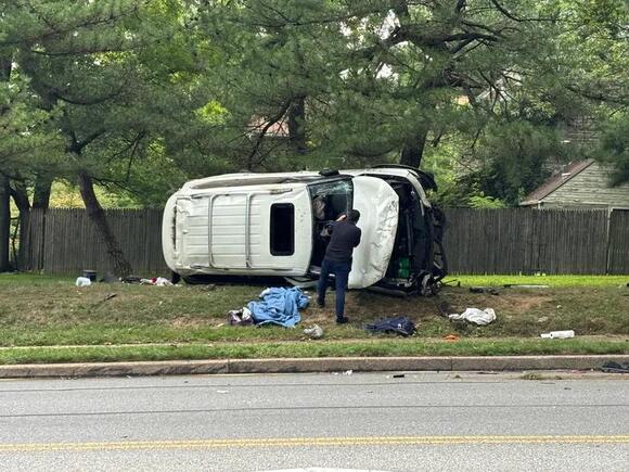 Teen dead, 3 adults injured after stolen car runs red light, slams into ...