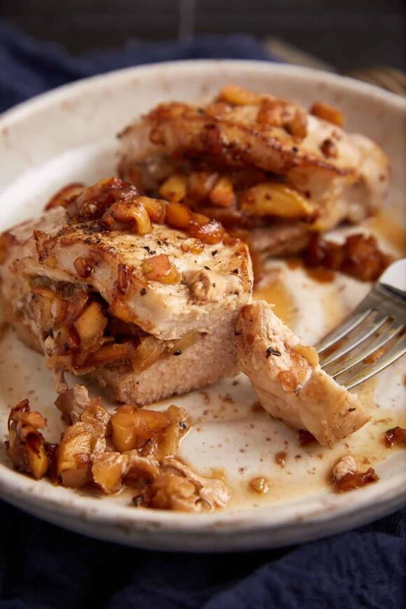 The Secret to Juicy Grilled Pork Chops Every Time!