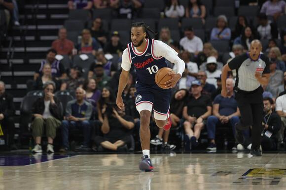 Clippers announce starting lineup vs. Kings in season opener