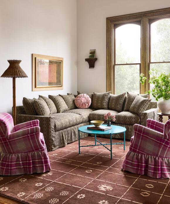 Bye-Bye, Overhead Lights – Designers Agree These Elegant Living Room ...