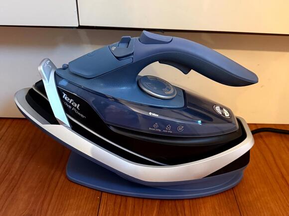 Clothes steamers vs irons: Experts reveal the best way to keep clothes ...
