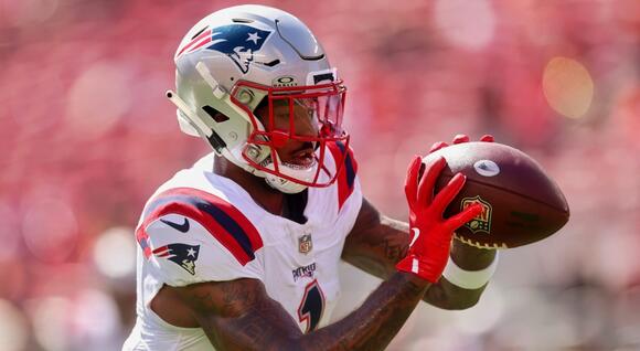 New England Patriots & New Orleans Saints Agree To Blockbuster Wide  Receiver Trade - NewsBreak