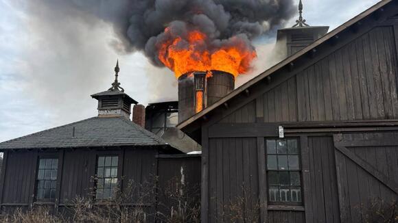 Barn destroyed in Dutchess County fire as crews battle hours‑long blaze ...