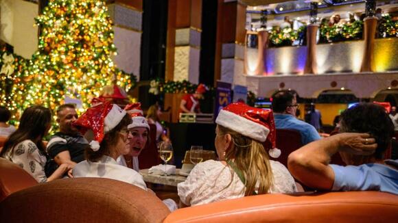 Carnival Reveals When Christmas Decorations Go Up on All 29 Ships ...