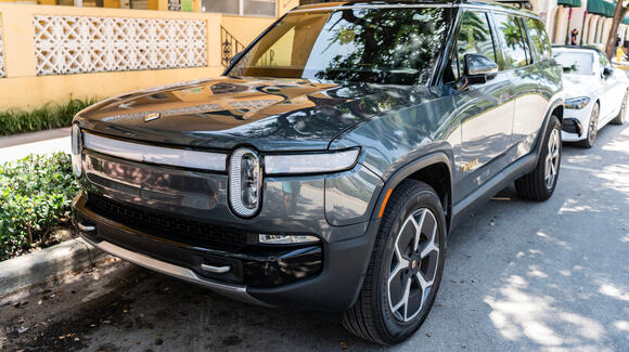 Rivian Follows Tesla And Will Use Owners To Beta Test Autonomous ...
