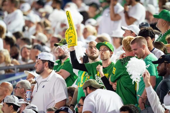 Furious Fans Are Accusing The NCAA Of Blatantly “Rigging” Saturday Night's Penn State-Oregon Game After Things Oddly Took a Complete Turn [VIDEOS] - NewsBreak
