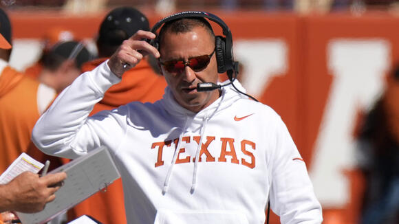 Brian Kelly blames Steve Sarkisian for Arch Manning's struggles