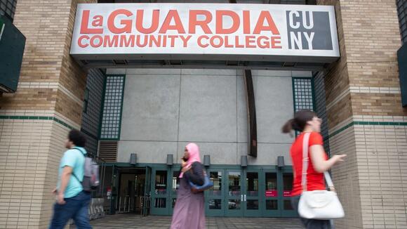 Scholarship delays hit recently expanded CUNY community college program ...