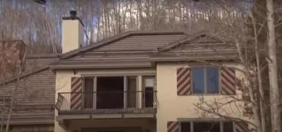 Check Out Movie Star Daryl Hannah’s Colorado Home - NewsBreak