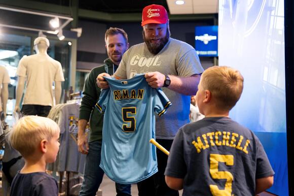 Brewers fans bought more National League Champions gear than any team in history