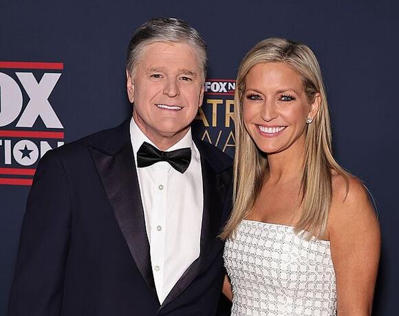Sean Hannity ‘grateful’ to host wedding dinner at Mar-a-Lago with Trump