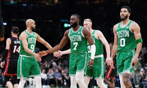 NBA Insider Reveals Celtics' Back-to-Back Blockbuster Trades Have Dialed Up  Price for Jaylen Brown, Derrick White - NewsBreak