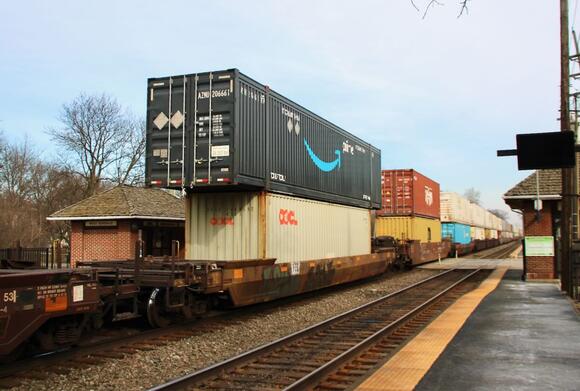 Amazon expands its domestic intermodal presence - NewsBreak