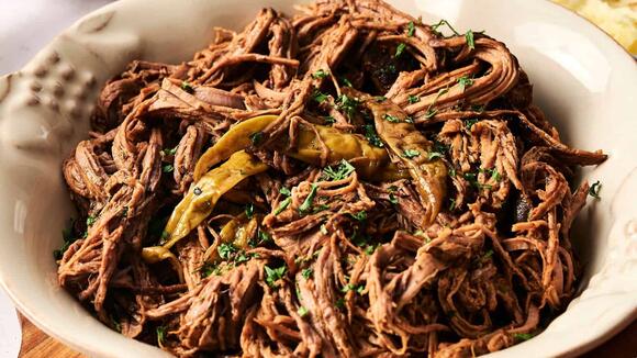 21 Slow Cooker Recipes to Feed the Whole Crew on Pumpkin-Carving Night ...