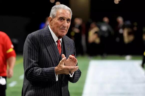Falcons Owner Arthur Blank Makes Final Decision on Ticket Prices Before ...