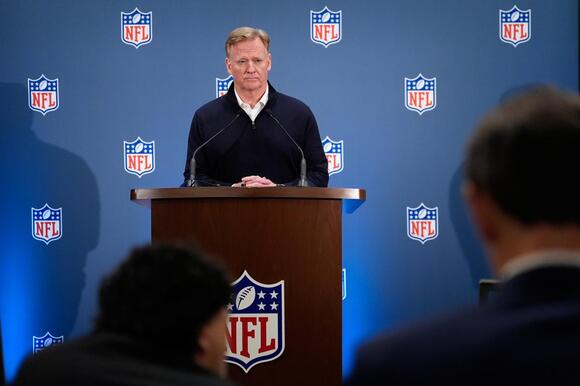 NFL welcomes a review of how Eagles handled Jalen Hurts' blood clots ...