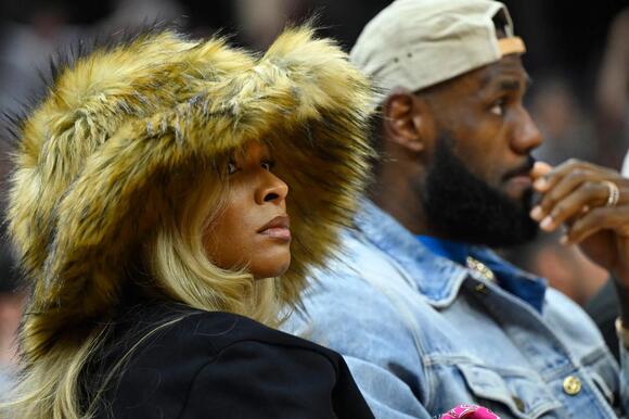 LeBron James' Wife Savannah James Opens Up on Her Struggles Fighting  Through Identity Crisis - NewsBreak