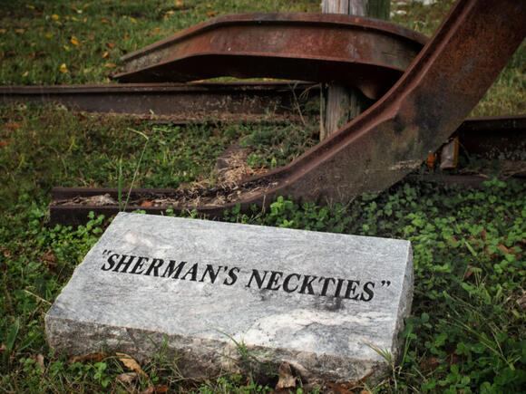The Sherman's Neckties strategy wrecked the Confederacy's railways ...