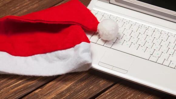‘Secret Santa’ Scam Alert: Why This Holiday Scheme Is Dangerous—and ...