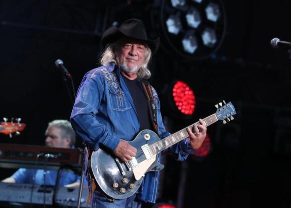 John Anderson, ‘Swingin’ singer and Country Music Hall of Famer, dies at 71