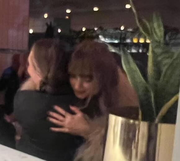 Taylor Swift and Kylie Kelce meet in New Orleans before the Super Bowl  splits Travis and Jason - NewsBreak