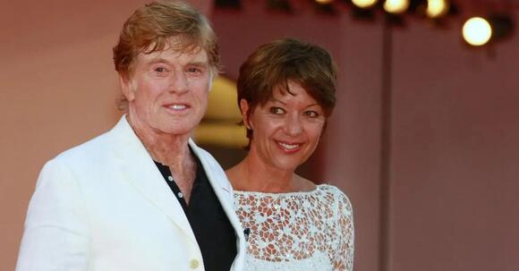 Robert Redford Was Married Twice: Meet the Actor's Wives, Children and  Family Before His Death at 89 - NewsBreak