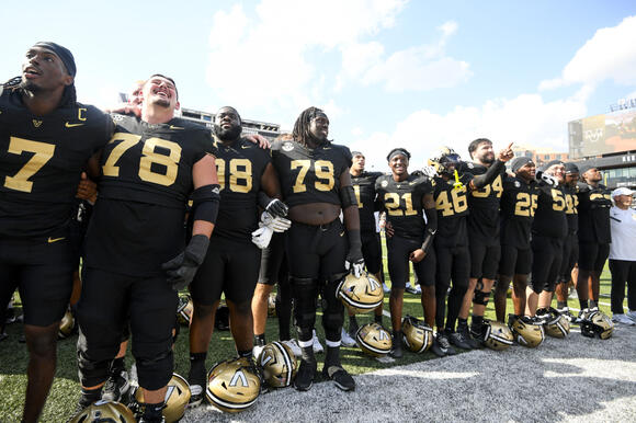 The Entire Internet Is Going Crazy Over Female Vanderbilt Fans Who Went Viral On Live TV For Obvious Reasons [VIDEO] - NewsBreak