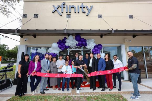 Comcast Celebrates New Tech Hub Grand Opening in Kendall with $10,000 ...