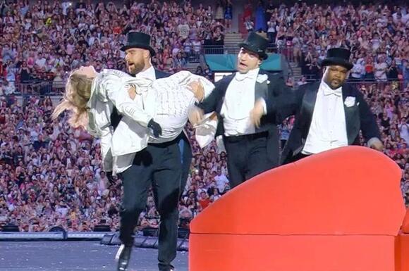 Taylor Swift reveals how Travis Kelce's Eras Tour cameo came ...