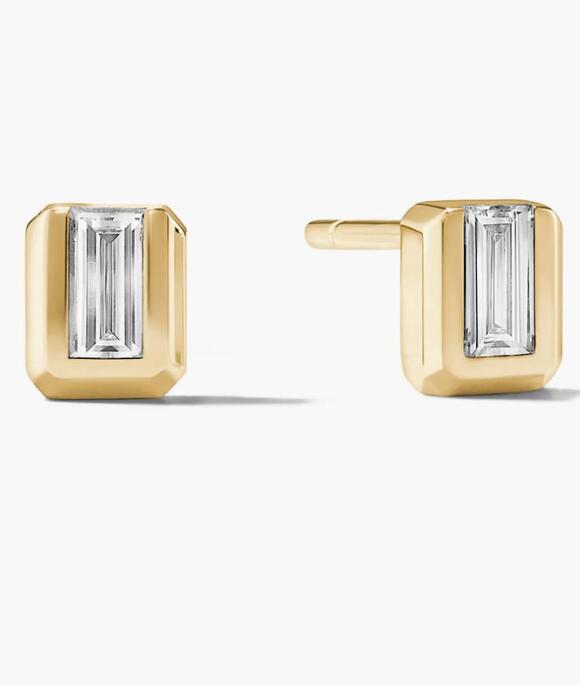 Issa Rae Launches “Braeve” Fine Jewelry Collection With Cast - NewsBreak