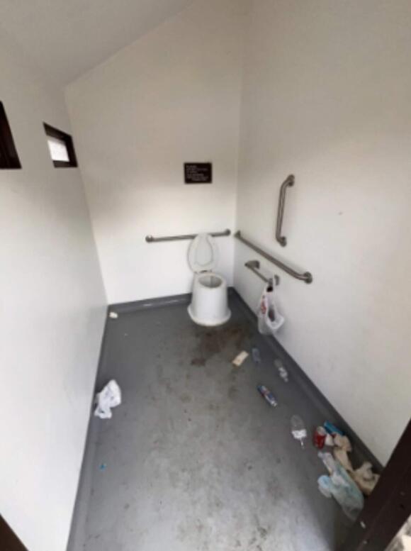 California woman shocked by Idaho hot springs bathroom starts GoFundMe ...