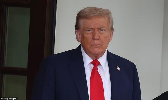 Indiana woman arrested amid threatening to kidnap & assassinate Trump ...