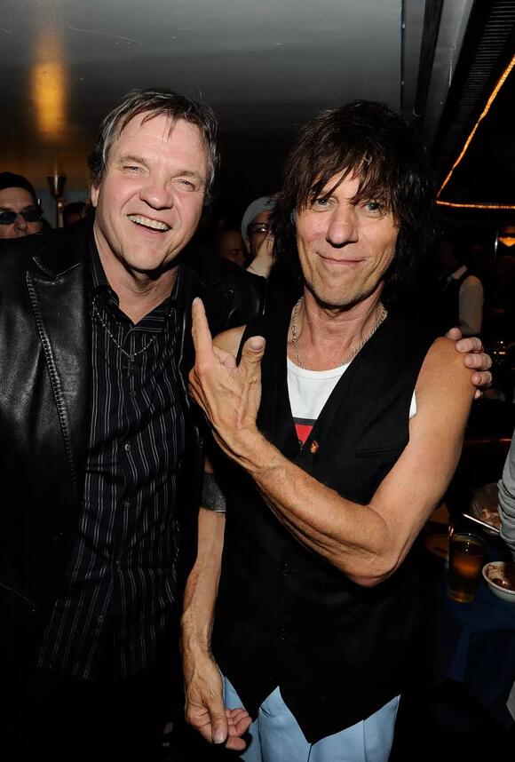 Famed Hudson Valley Theater Remembers Recording of Best Selling Album ...