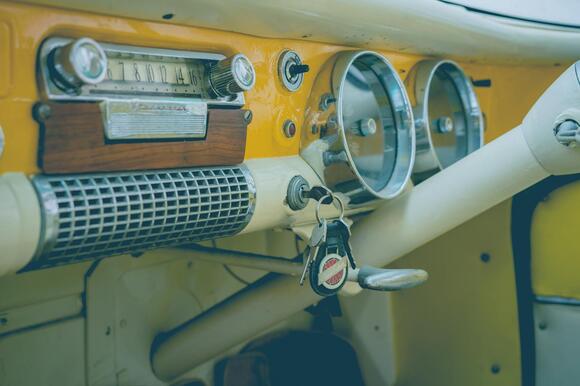 Drivers Are Being Urged to Remove Heavy Keychains to Prevent Ignition ...