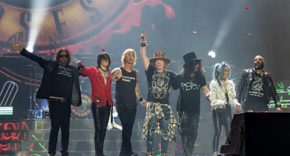 The 15 Most Infamous Concert Mishaps of All Time - NewsBreak
