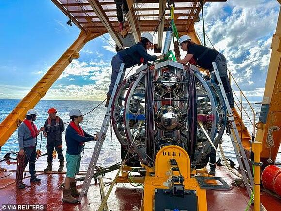 Forgotten particle could answer mystery of why we exist, say physicists ...