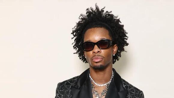 d4vd Net Worth: How Much Money the Singer Has Today - NewsBreak