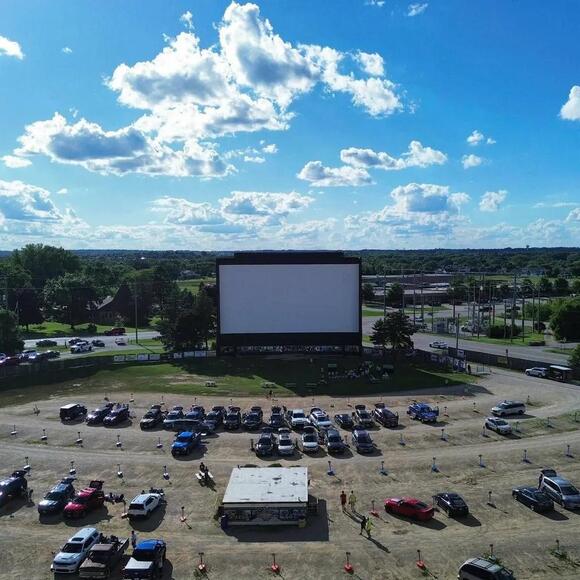 MLB bringing Cubs game, 'The Sandlot' and fireworks to McHenry drive-in ...