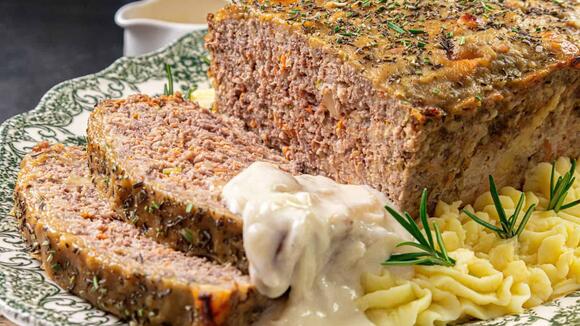 12 Meatloaf Recipes for Anyone Still Chasing Their Childhood Meatloaf ...
