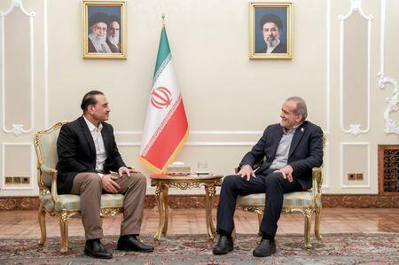 Iran tells Pakistan army chief no talks with Washington until demands are met