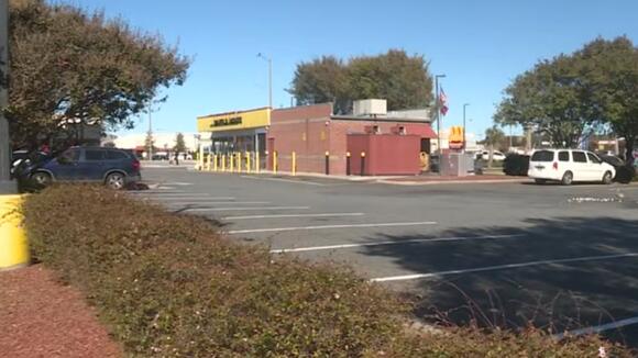 Virginia, man, 23, showing off gun to friends outside Waffle House ...